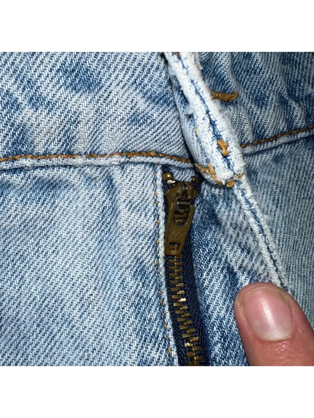 Levis 550 Vintage 90s USA Orange Tab Relaxed Blue Ligh Wash Jeans 36x32 Ac 33x30